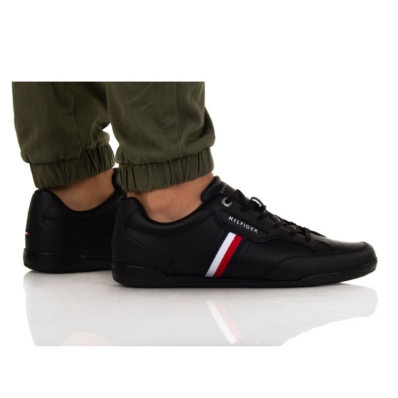 Pantofi Tommy Hilfiger Classic Lo Cupsole Piele M FM0FM04277 Bds negru