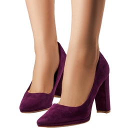 Pompele mov cu toc a lui Emma violet Pompele mov cu toc a lui Emma violet