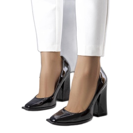 Pompi din piele lacuita neagra Patel negru Pompi din piele lacuita neagra Patel negru