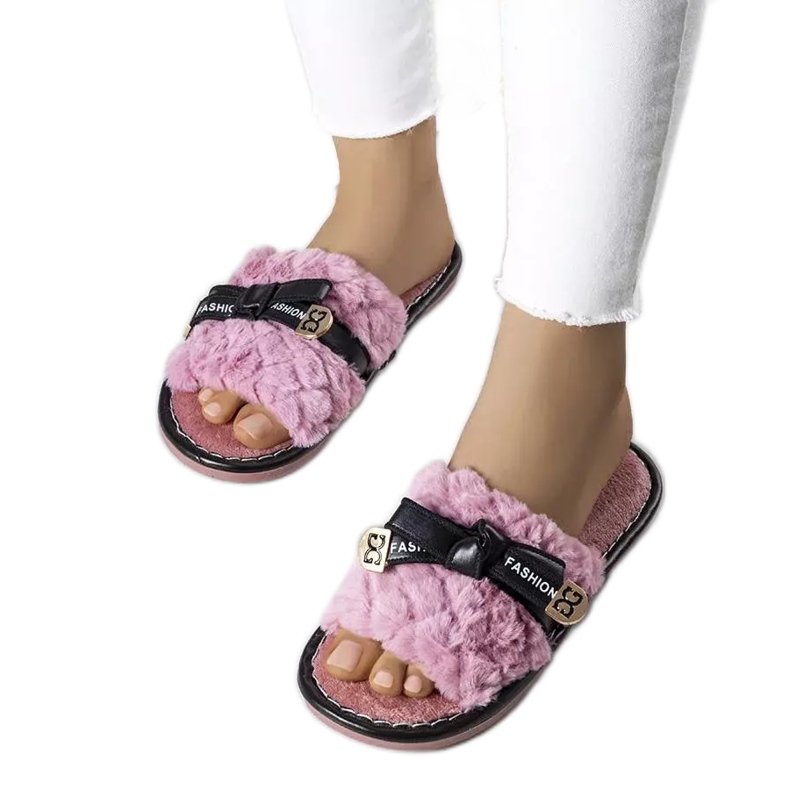 BM Papuci roz cu fundita de la Peter