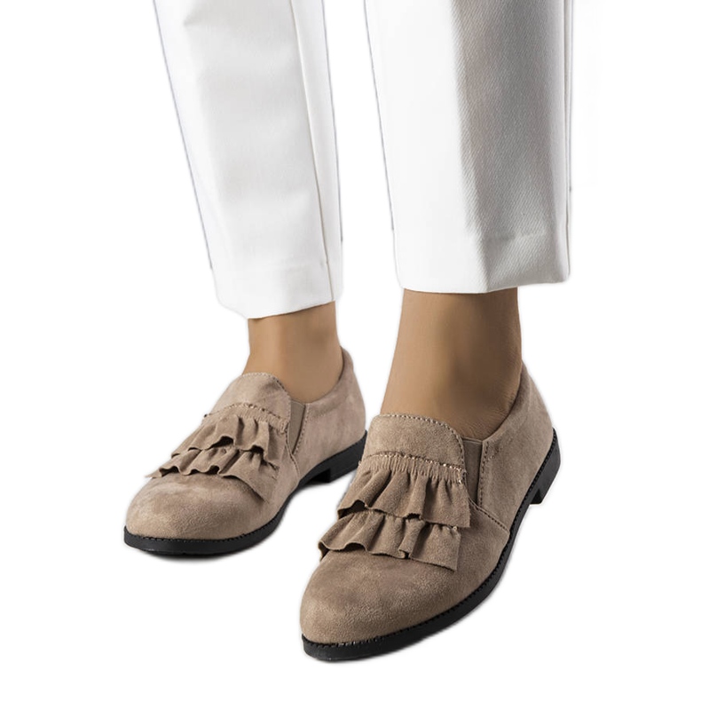 PA1 Pantofi cu volane bej de la Kailani