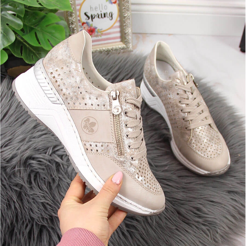 Pantofi cu pană de damă Rieker N4327-80 bej