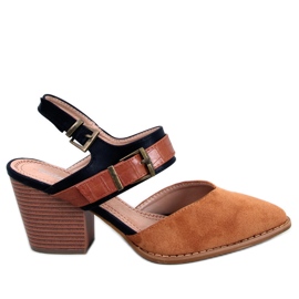 BM Pompe Chiatti Camel cu toc deschis maro