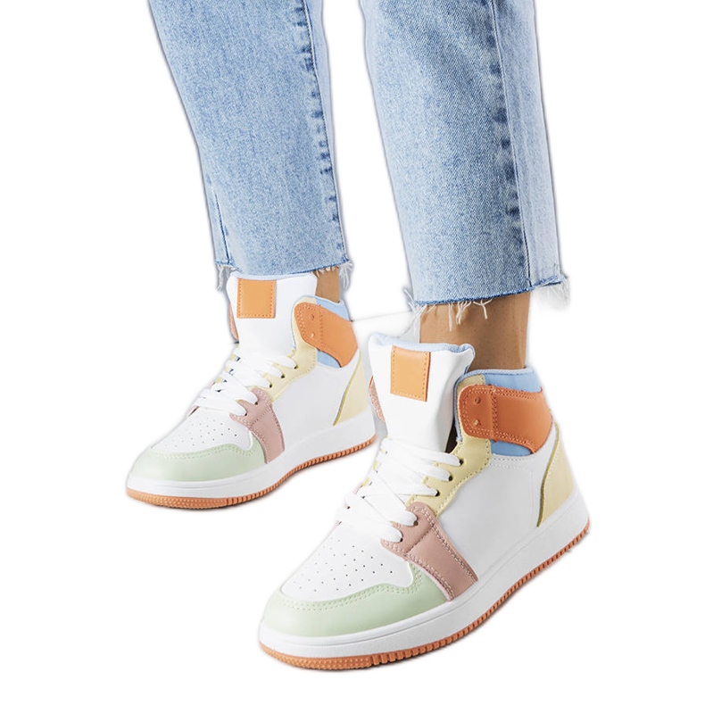 Tenisi portocalii de la Kari alb