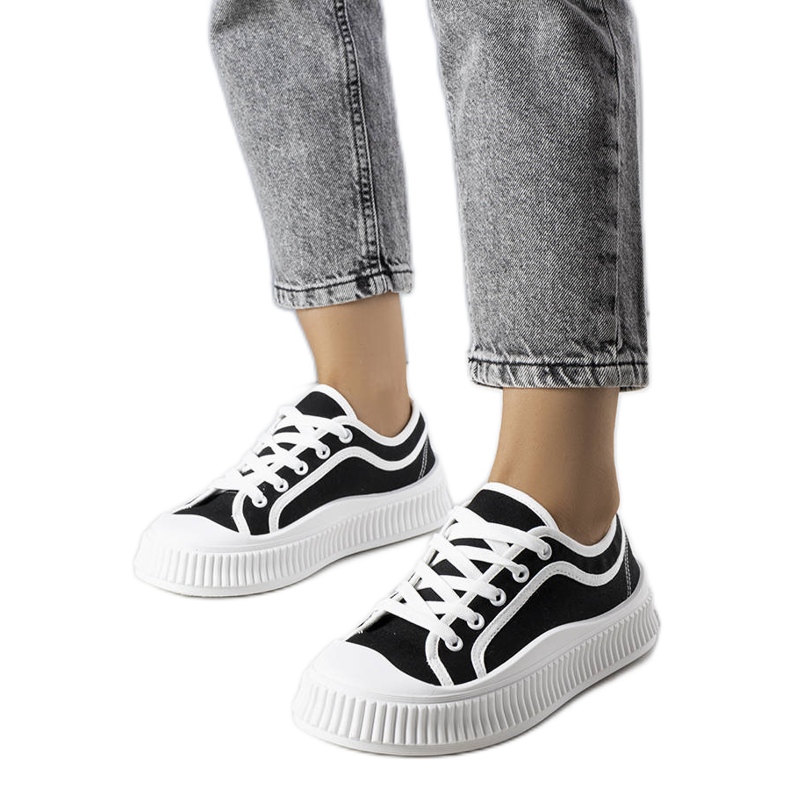 Tenisi negri cu platformă de la Johanna negru