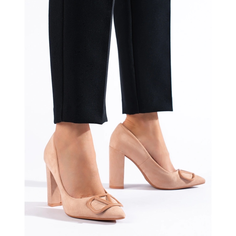 Pompe de damă Vinceza bej din piele intoarsa