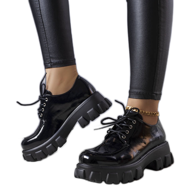 Pantofi lacuiti negri de la Lynn negru