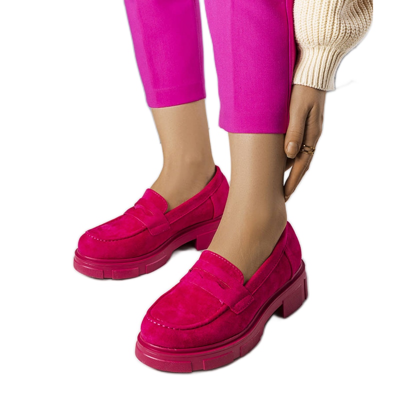 Pantofi roz din piele de căprioară ecologică de la Alacoque