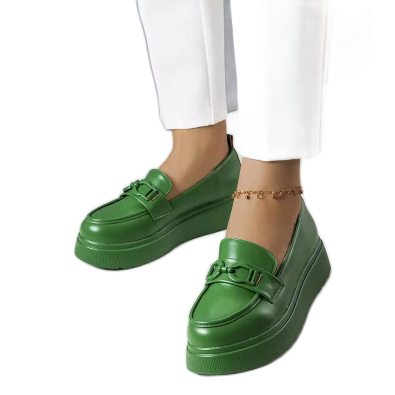 PA1 Lordi verzi decorati cu o pană Gagnon verde