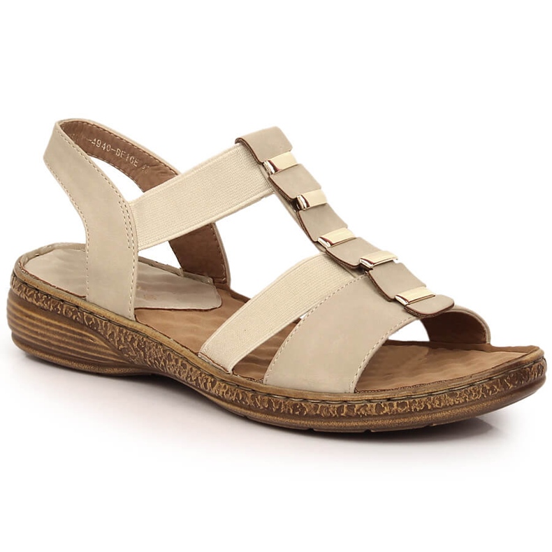 Sandale bej eVento 4940 pentru damă
