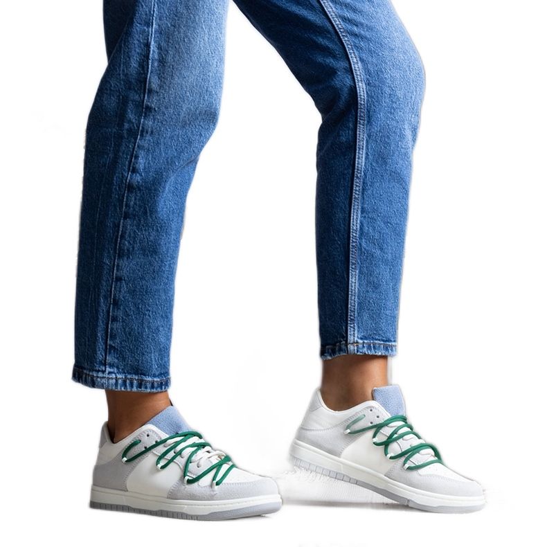 Adidași gri cu șireturi verzi de la Aucoin alb