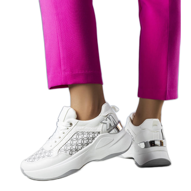 Adidasi albi cu monogramă Margie