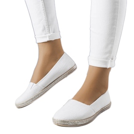 Espadrile cu sclipici albe de la Margaret