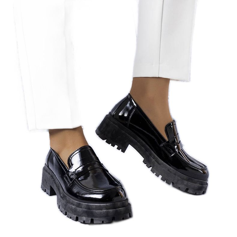 Seastar Pompe lacuite negru de la Phaneuf