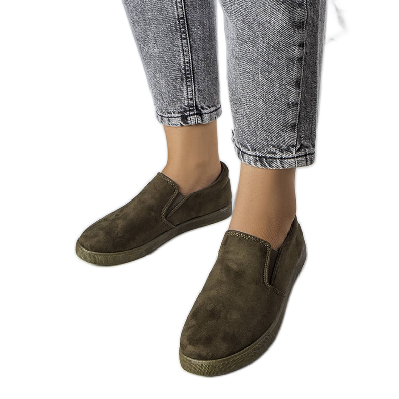 Tenisi verzi din piele intoarsa ecologica de la Leroy verde