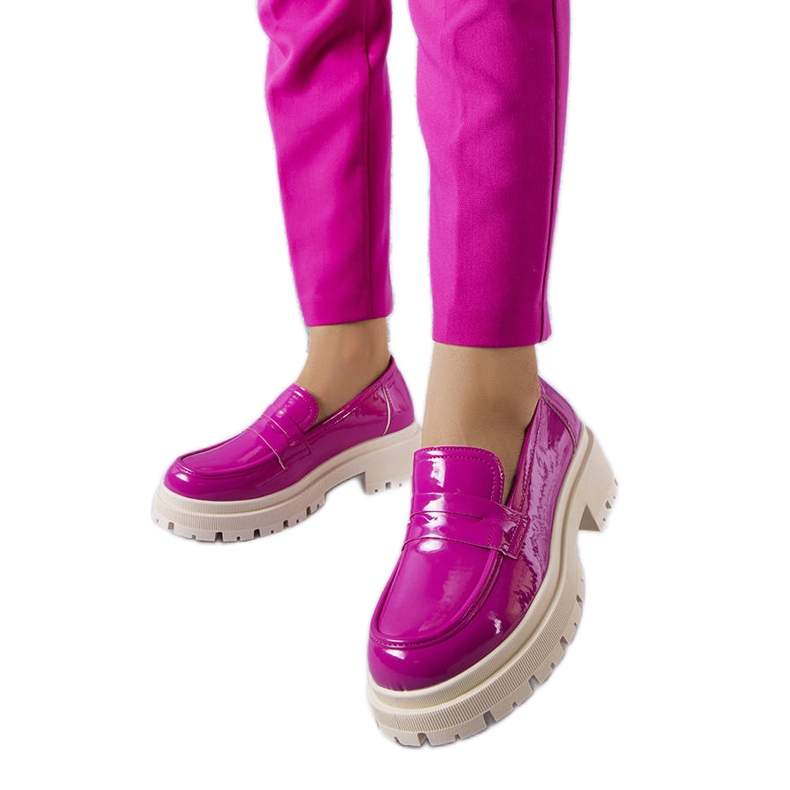 Pantofi roz din piele lacuita de la Phaneuf