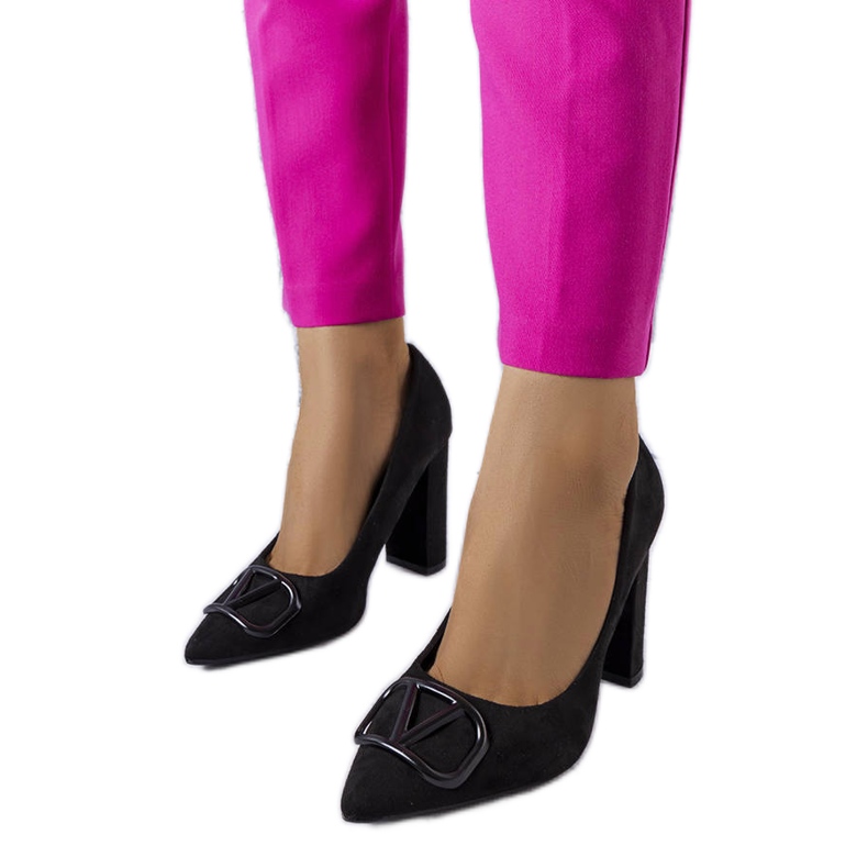 Pompi eleganti negri de la Vinceza negru