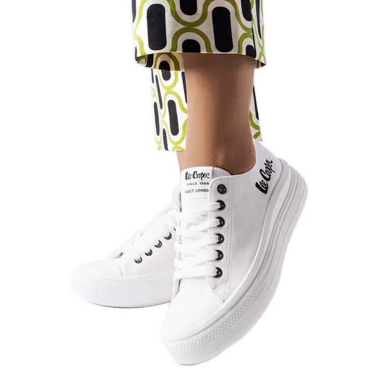 Tenisi albi Lee Cooper LCW-23-44-1623L