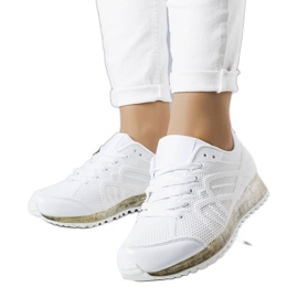 PA1 Adidași albi cu talpă Durandana la modă