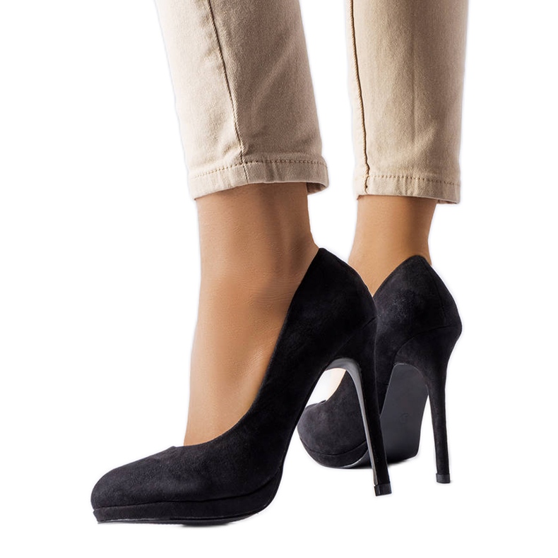 Tocuri neagra din piele intoarsa ecologica Bazinet negru