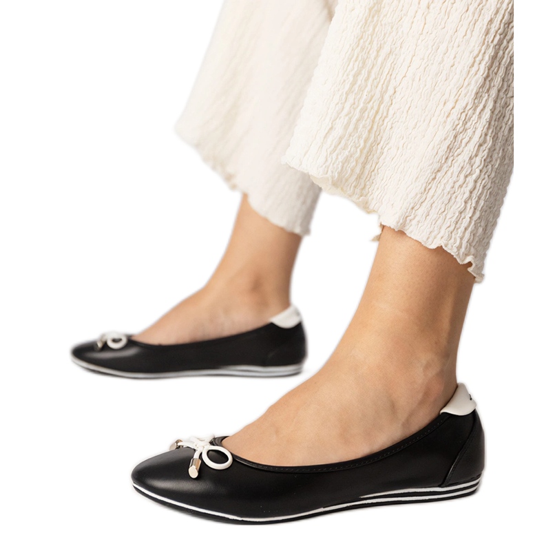 Balerini negri decorati cu o fundita de la Maddalena negru