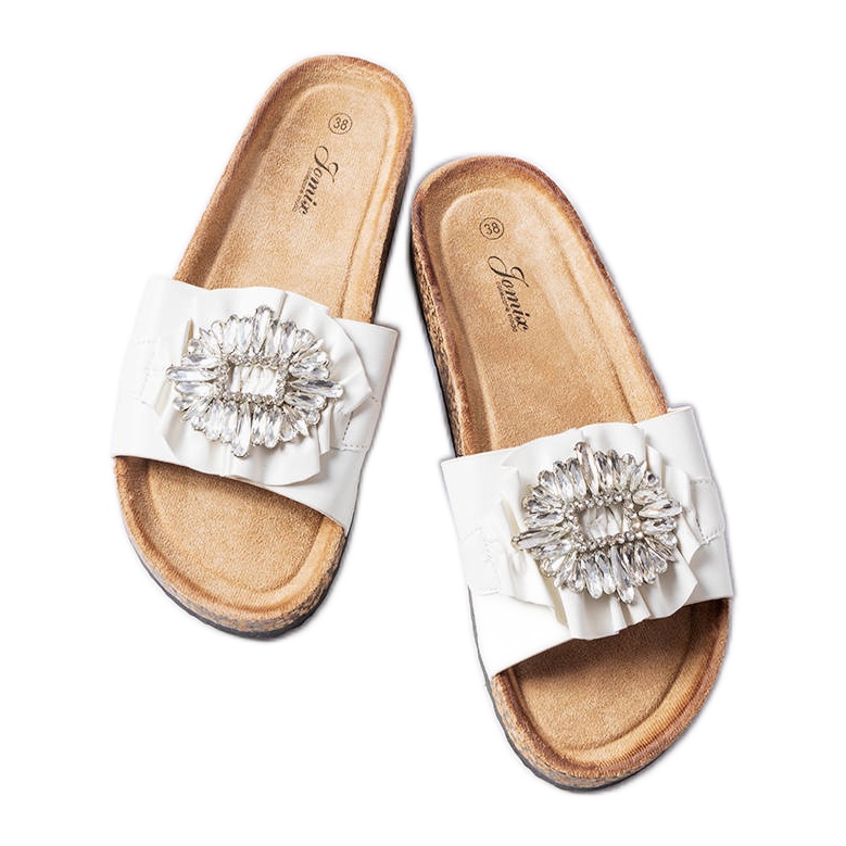 Papuci albi cu talpa de pluta de la Roy Papuci albi cu talpa de pluta de la Roy