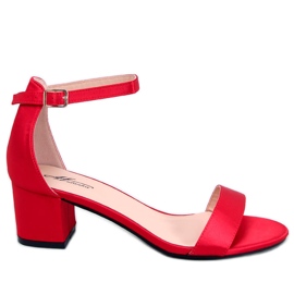 Sandale Clarence Red cu toc mic roșu Sandale Clarence Red cu toc mic roșu