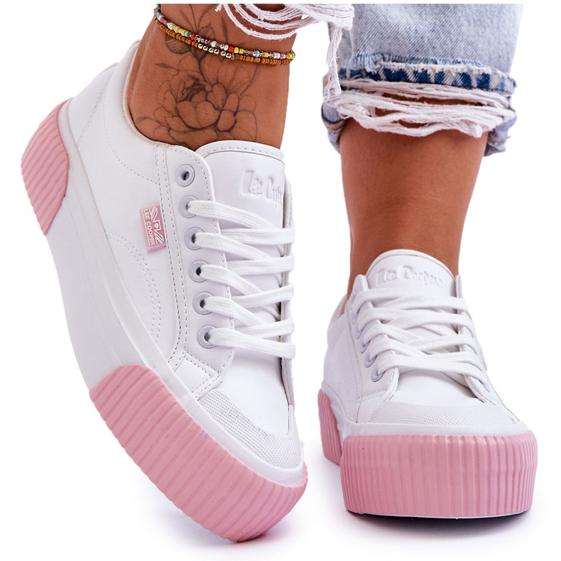 Lee Cooper LCW-23-31-1787L Pantofi sport albi