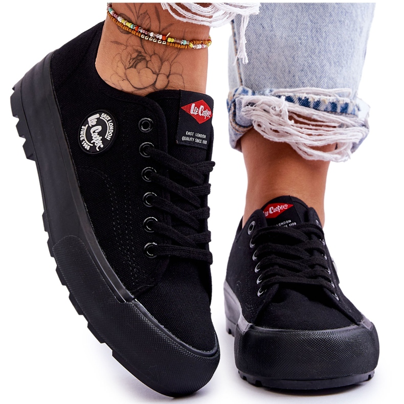 Pantofi de damă cu platformă joasă Lee Cooper LCW-23-44-1652L negru