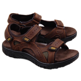 Sandale bărbați din piele maro McKeylor 8654 cu velcro Sandale bărbați din piele maro McKeylor 8654 cu velcro
