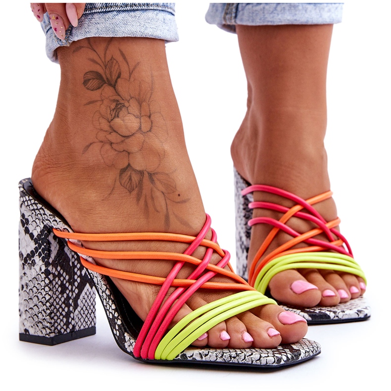 Papuci cu toc inalt cu bretele de sarpe Neon Beckie negru