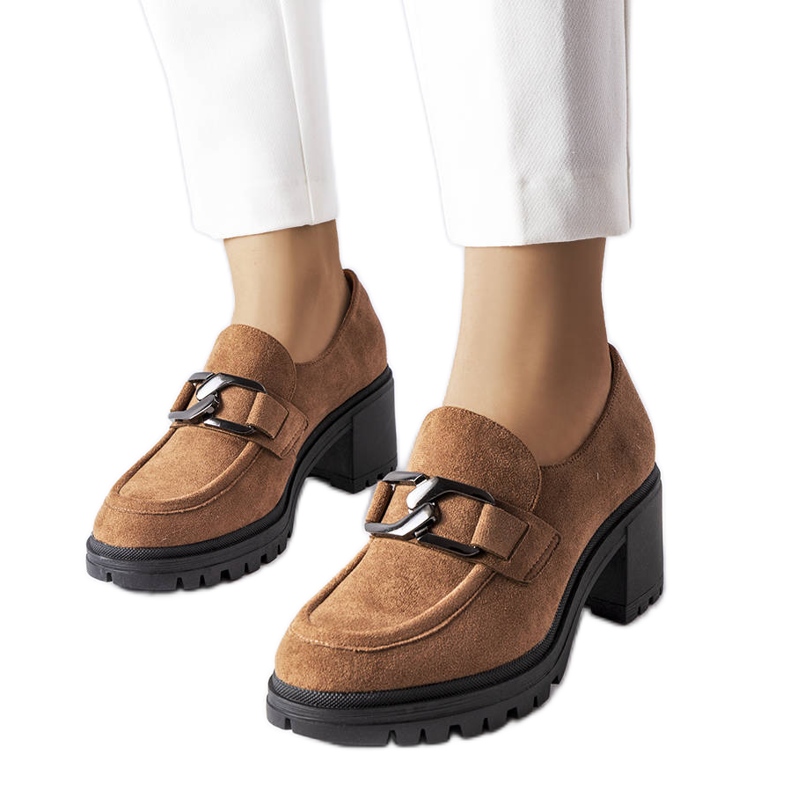 Pantofi maro cu brant din piele de la Vinceza