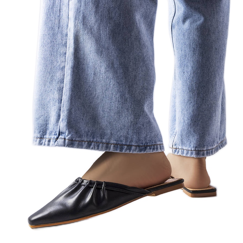 Sandale negre cu volane de la Aasiaat negru