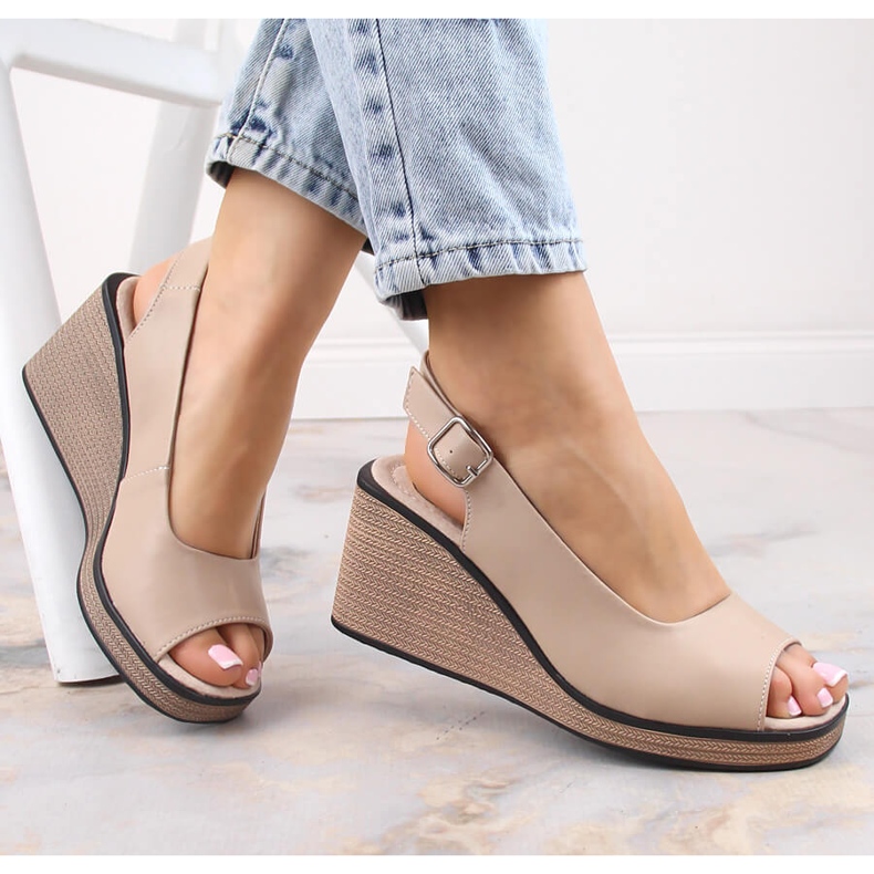 Sandale de damă confortabile din piele Filippo DS4508 bej