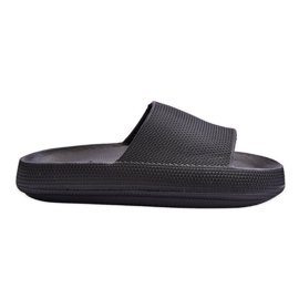 Papuci ușori la modă, pe o talpă masivă, rebelă neagră negru