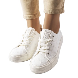 Adidasi albi cu broderie Big Star LL274223 Adidasi albi cu broderie Big Star LL274223