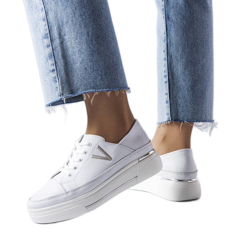 Vinceza Adidași Vincez albi