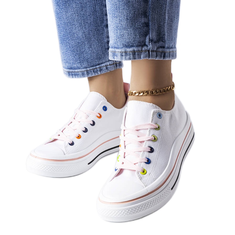 Adidași cu platformă alb și roz de la Bois