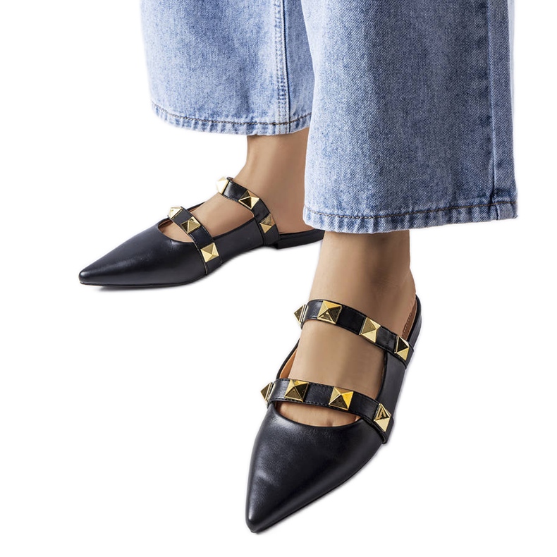 Sandale negre cu vârf ascuțit de la Ruckman negru