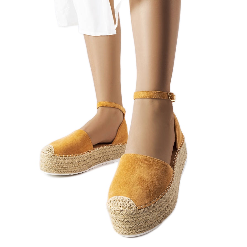 Espadrile cu platformă maro de la Clousson