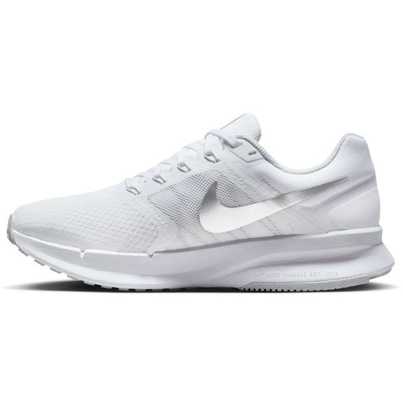 Pantofi de alergare Nike Run Swift 3 W DR2698 101 alb