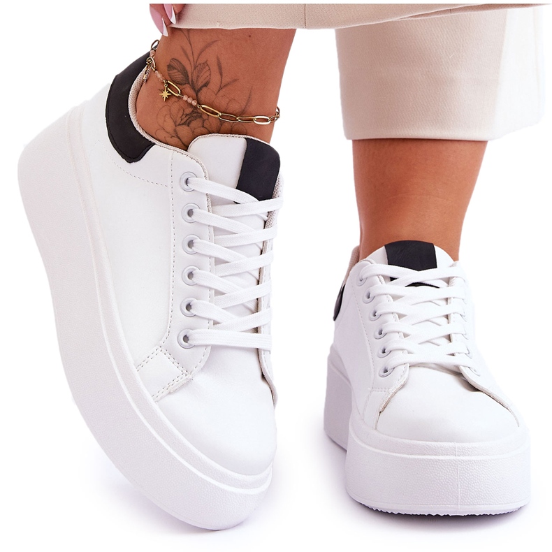 Pantofi sport pe o platformă masivă Boneti alb și negru