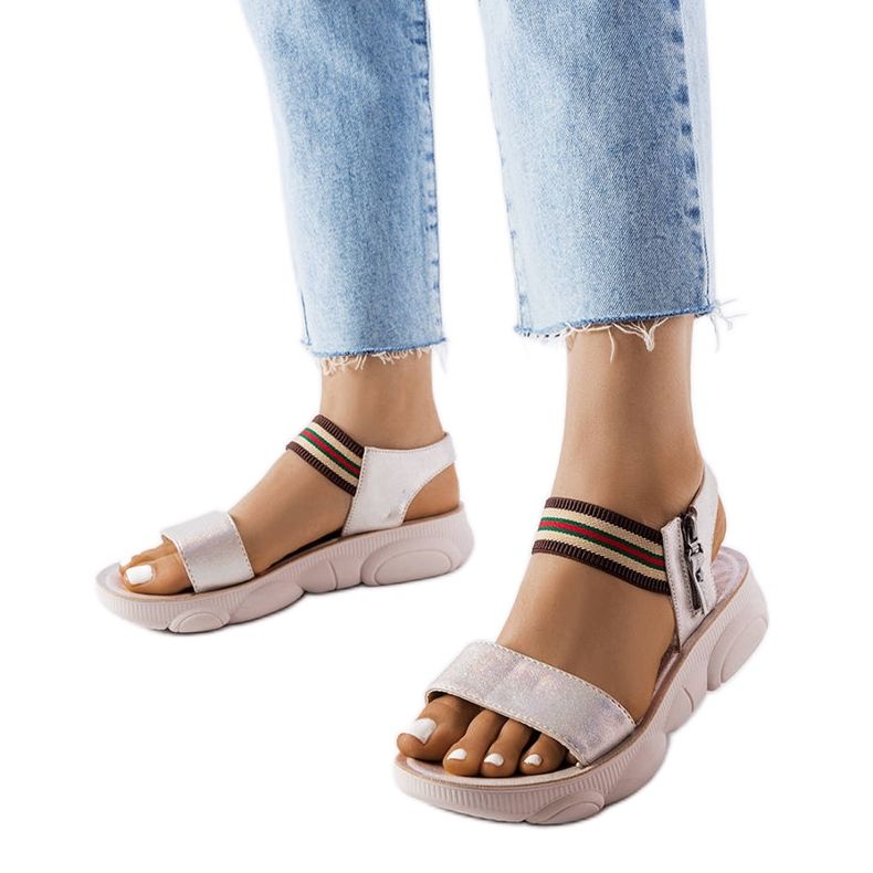 Sandale sport bej metalice de la Parsip