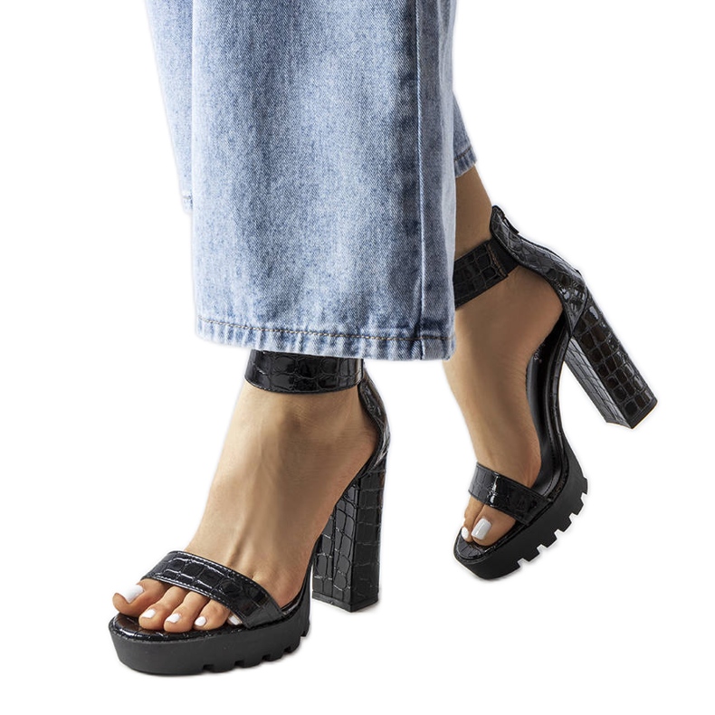 Sandale negre cu imprimeu șarpe de la Knoxville negru