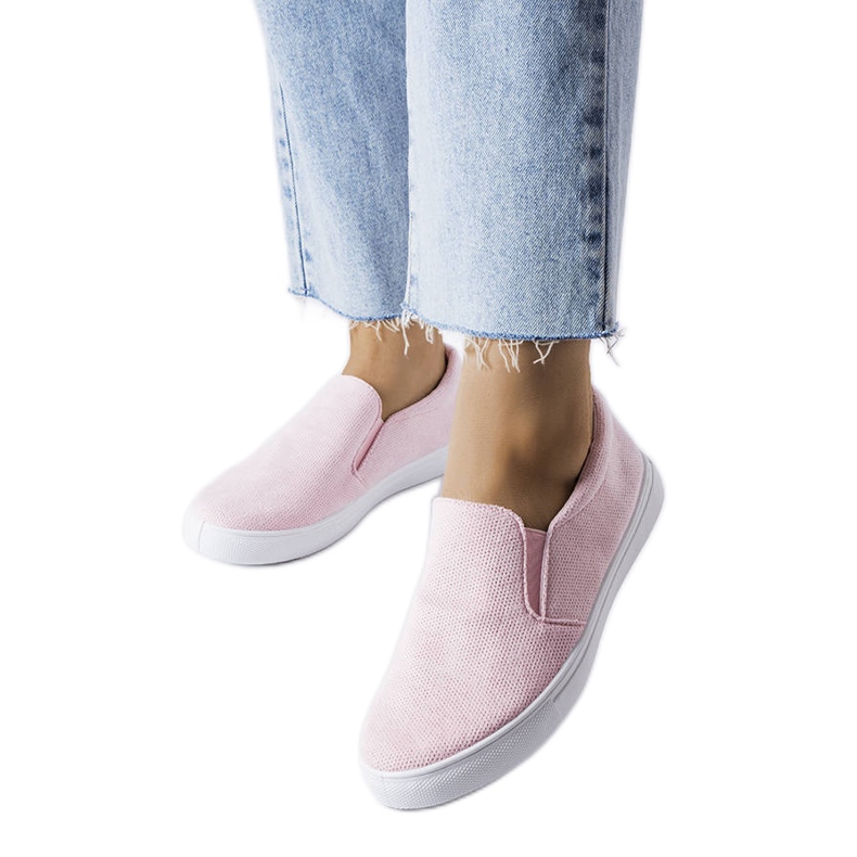 Tenisi slip-on din material roz de la Lajeunesse