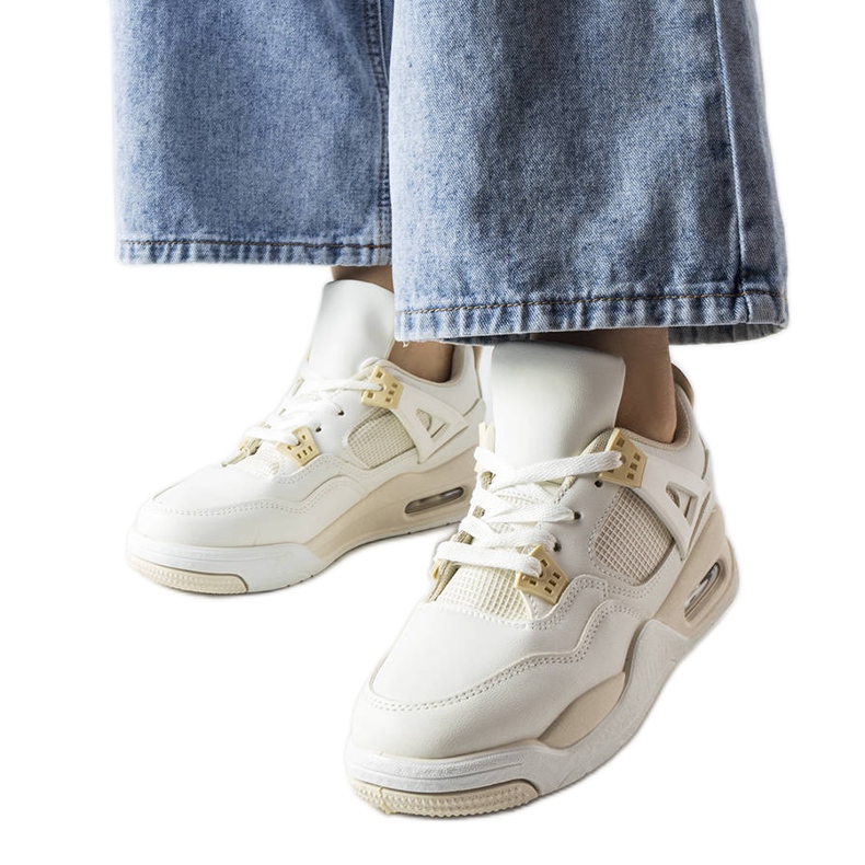 Adidași bej din materiale combinate de la Malas