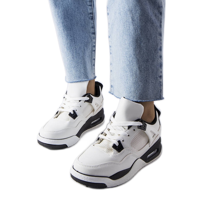 Tenisi albi din materiale combinate Malas