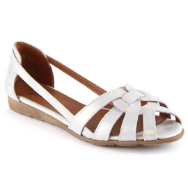 Sandale slip-on cobra albe de damă de la Dolce Pietro