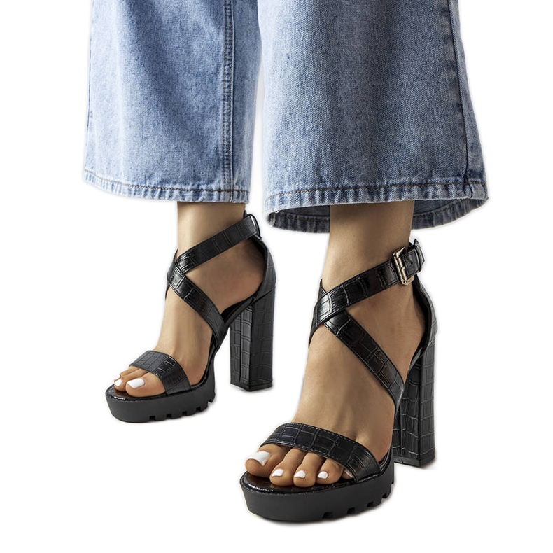 Sandale negre cu toc înalt de la Trépanier negru