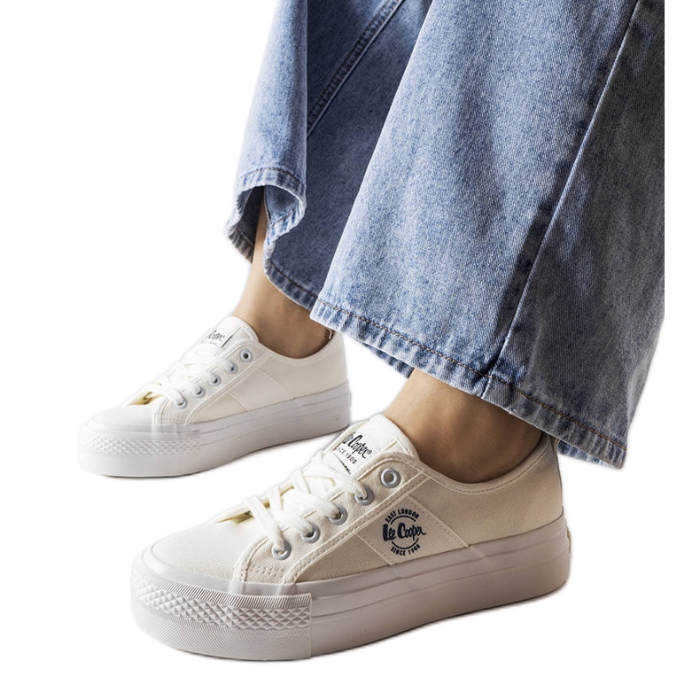 Tenisi albi Lee Cooper LCW-22-31-0837L